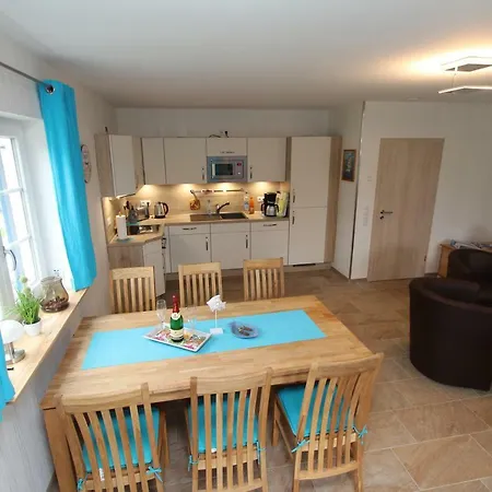Ferienhaus Poseidon * Altefähr